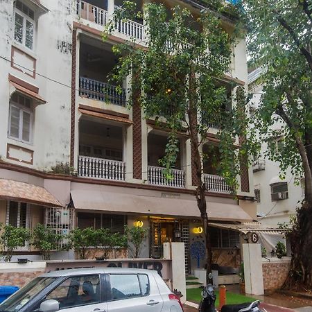 Hotel Oliver, Colaba Мумбай Екстериор снимка