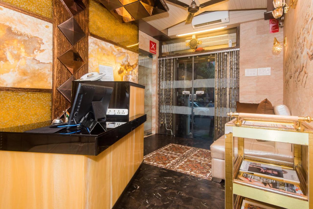 Hotel Oliver, Colaba Мумбай Екстериор снимка